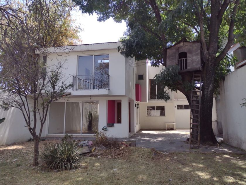 venta Casa en Ciudad Bugambilia, Zapopan, Jalisco (440532--310)