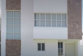 Casa en condominio en  Nueva Stacia, Feres, Fraccionamiento Stacia, Aguascalientes, México