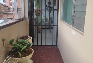 Apartamento en  El Salvador Centro, Medellín