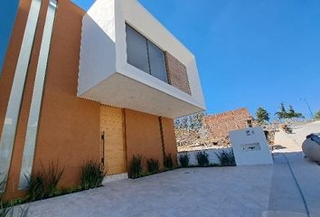 Casa en fraccionamiento en  58200, Morelia, Michoacán De Ocampo, Mex