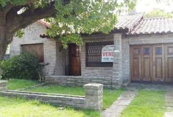 Casa en  Punta Mogotes, Mar Del Plata