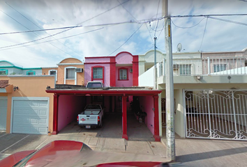Casa en  Boulevard Salvador Alvarado, Fraccionamiento Villa De Reyes, Culiacán, Sinaloa, 80028, Mex