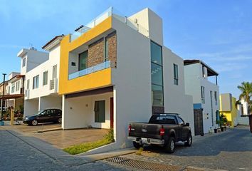 Casa en  Avenida Paseo De Castilla, San Isidro Residencial, Zapopan, Jalisco, 45180, Mex