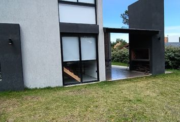 Casa en  Bosque Alegre, Monte Hermoso, B8153, Buenos Aires, Arg