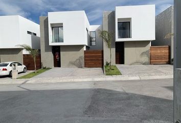 Casa en  Campestre San Isidro, Santiago De Querétaro, Municipio De Querétaro