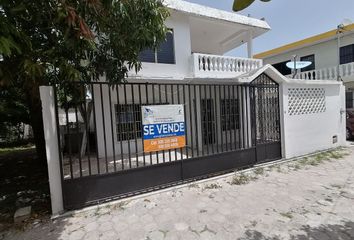 Casa en  Plutarco Elías Calles, Ciudad Del Carmen, Carmen, Campeche