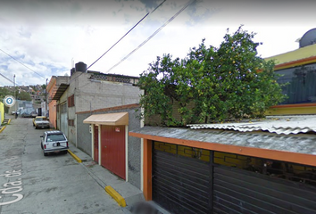 Casa en  Cda. De Los Naranjos, San Miguel Xochimanga, Ciudad López Mateos, Estado De México, México