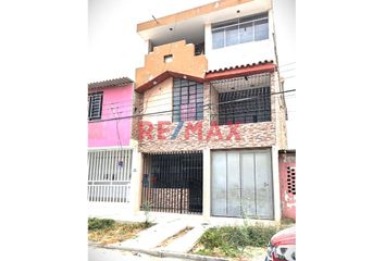 Casa en  Calle Arequipa 13, Piura, Per