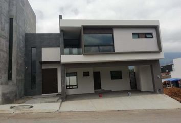 Casa en  Villas Del Carmen, Monterrey