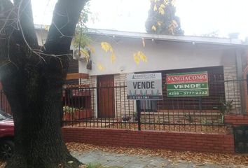 Casa en  Turdera, Partido De Lomas De Zamora
