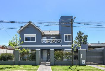 Casa en  Fisherton, Rosario