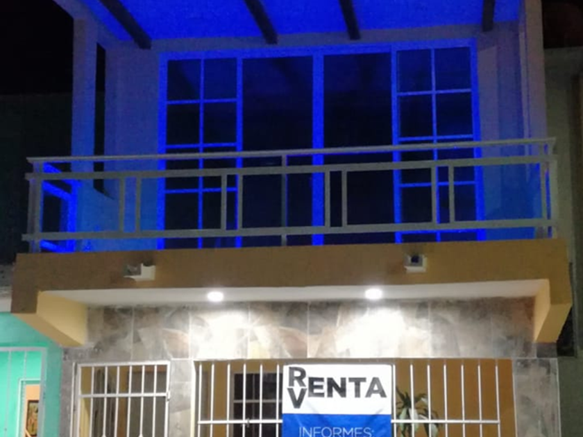 venta Casa en INFONAVIT Las Granjas de Alto Lucero, Tuxpan, Veracruz  (EB-FP8064s)