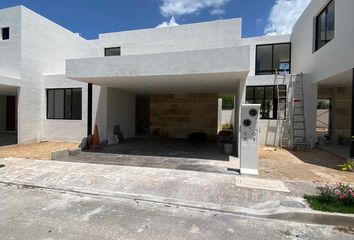 Casa en condominio en  Calle 23a, Conkal, Yucatán, 97345, Mex