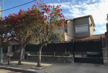 Casa en  Temperley, Partido De Lomas De Zamora