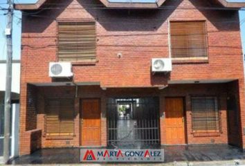 Duplex en Venta Villa Sarmiento / Moron (A120 2470)