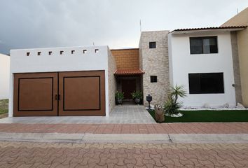 Casa en condominio en  Calle Ruinas De Machu Picchu 2-2, Rincón Campestre De Querétaro, Querétaro, 76190, Mex