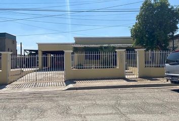 Casa en  Pueblo Nuevo, Mexicali