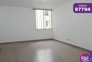 Apartamento en  Calle 18, San José, Soledad, Atlantico, Col