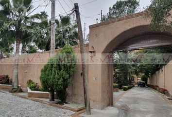 Casa en  Calle Hernán Ferriño 105, Comunidad San Francisco, Santiago, Nuevo León, 67312, Mex