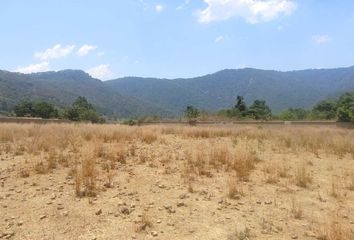 Lote de Terreno en  Valle De Bravo, Valle De Bravo