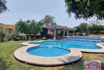 Casa en condominio en  Burgos, Temixco, Temixco, Morelos