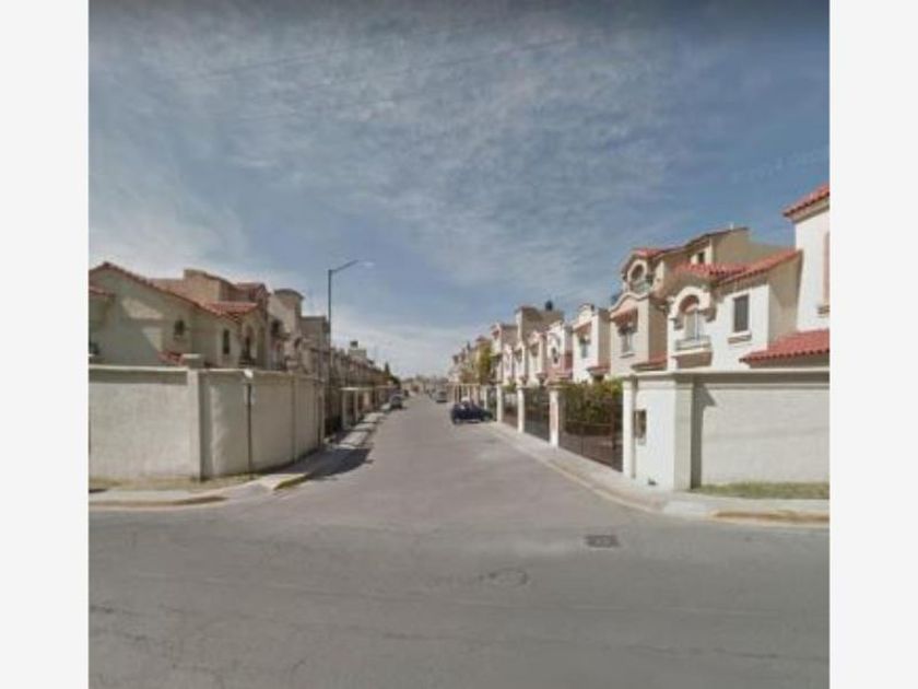 venta Casa en Paseos del Encanto, Cuautitlán Izcalli (MX22-NJ8771)-  