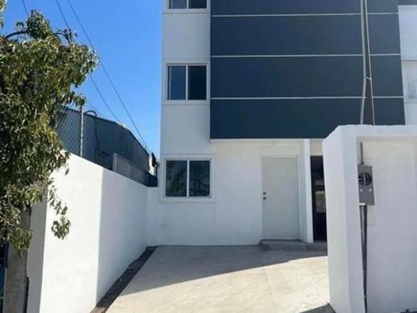 venta Casa en Ampliación Guaycura, Tijuana (EB-MP0399s)