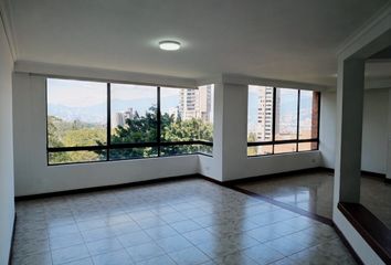Apartamento en Poblado, Medellín