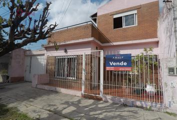 Departamento en  Villa Bonich, Partido De General San Martín