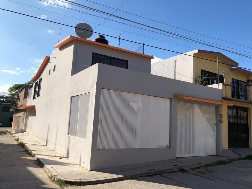 venta Casa en Infonavit El Rosario, Tuxtla Gutiérrez (EB-KA3703s)