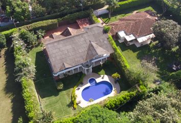 Casa en  Calle 20 14 04, Club Farallones, Cali, Valle Del Cauca, Col