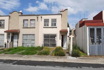 Casa en fraccionamiento en  San Mateo Otzacatipan, Toluca