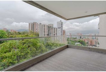 Apartamento en  Los Naranjos, Medellín