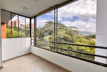 Apartamento en Poblado, Medellín