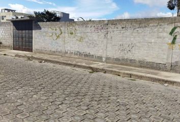 Terreno Comercial en  Unidad Educativa Municipal De Calderón, Amalia Uriguen, Quito, Ecuador