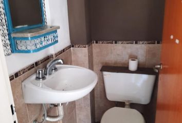 VENDO DÚPLEX 3 AMB. CON COCHERA Y PATIO VILLA LUZURIAGA