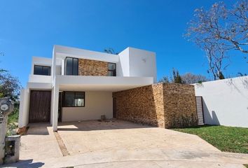 Casa en  Pueblo Cholul, Mérida, Yucatán
