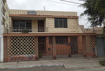 Casa en  Av El Sol 981, Chorrillos 15054, Perú