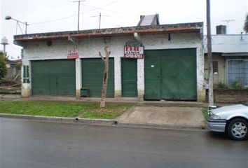 Locales en  Ingeniero Adolfo Sourdeaux, Partido De Malvinas Argentinas