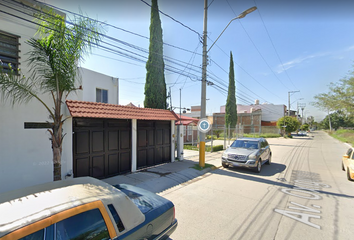 Casa en  Avenida Oxígeno, Fraccionamiento El Condado Plus, León, Guanajuato, 37218, Mex