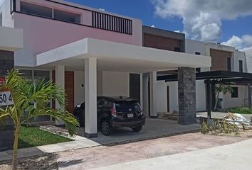 Casa en  Calle 68 499b, Mérida Centro, Mérida, Yucatán, 97000, Mex