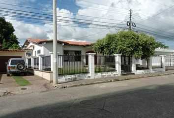 Casa en  El Recreo, Montería