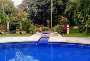 Casa en  Bosques De Palmira, Cuernavaca, Morelos