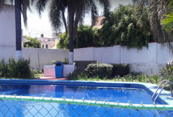 Casa en fraccionamiento en  Avenida Valdepeñas, Lomas De Zapopan, Zapopan, Jalisco, 45130, Mex