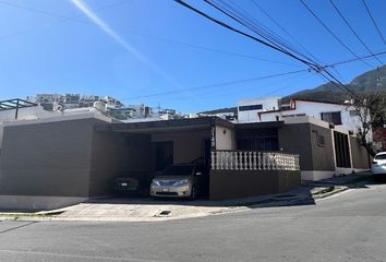 Casa en  Calle Paseo Del Halcón 2200, Paseo De Los Leones, Cumbres 2do Sector, Monterrey, Nuevo León, 64610, Mex