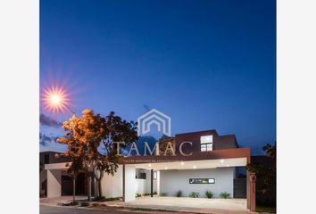 Casa en  Privada 31a 132, Buenavista, Mérida, Yucatán, 97127, Mex