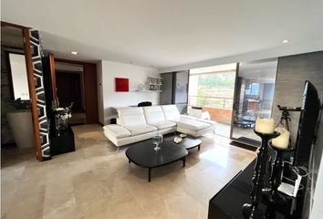 Apartamento en  Poblado, Medellín