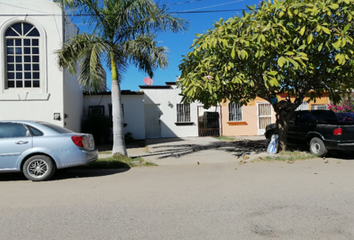 Casa en  Calle 70 Aniversario 18, Fraccionamiento Jacarandas, Navojoa, Sonora, 85880, Mex