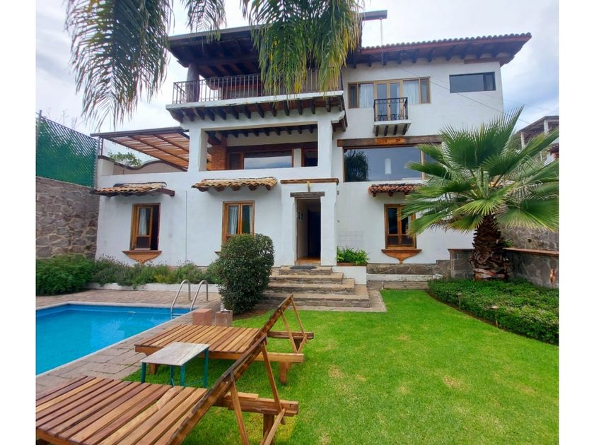 renta Casa en Santa María Ahuacatlan, Valle de Bravo (4490126)