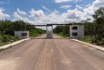 Lote de Terreno en  Ucú, Yucatán, Mex